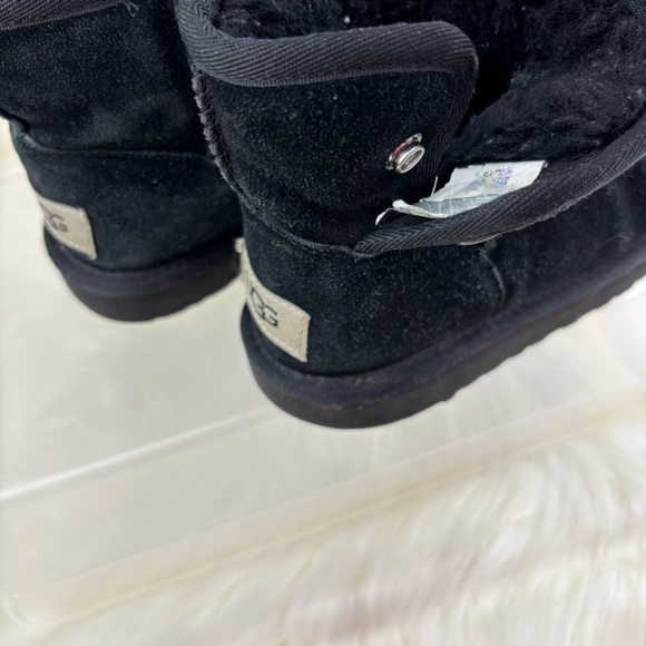 UGG WINTER BOOTS KIDS 11 SIZE - Picture 7 of 9